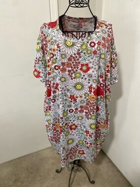 Joyspun Womens 2X-3X Poly Spandex Sleepshirt Floral Smile Print Soft Comfy